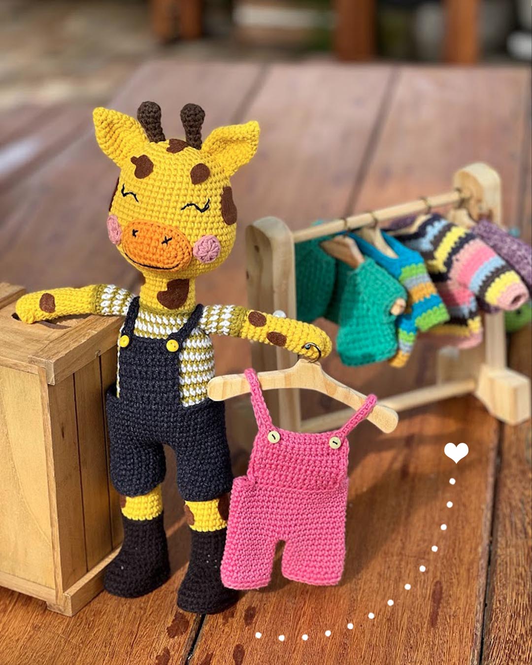 Girafa amigurumi 